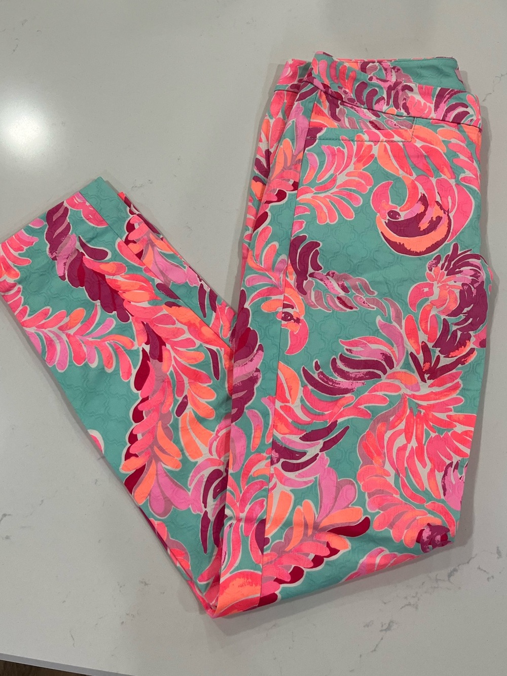 Kelly Skinny stretch ankle pants in “Poolside Blue, Love Birds”